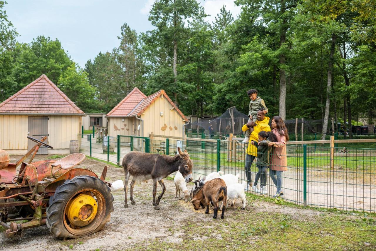 Center Parcs Les Bois Francs Ξενοδοχείο Βερνέιγ-συρ-Αβρ Εξωτερικό φωτογραφία